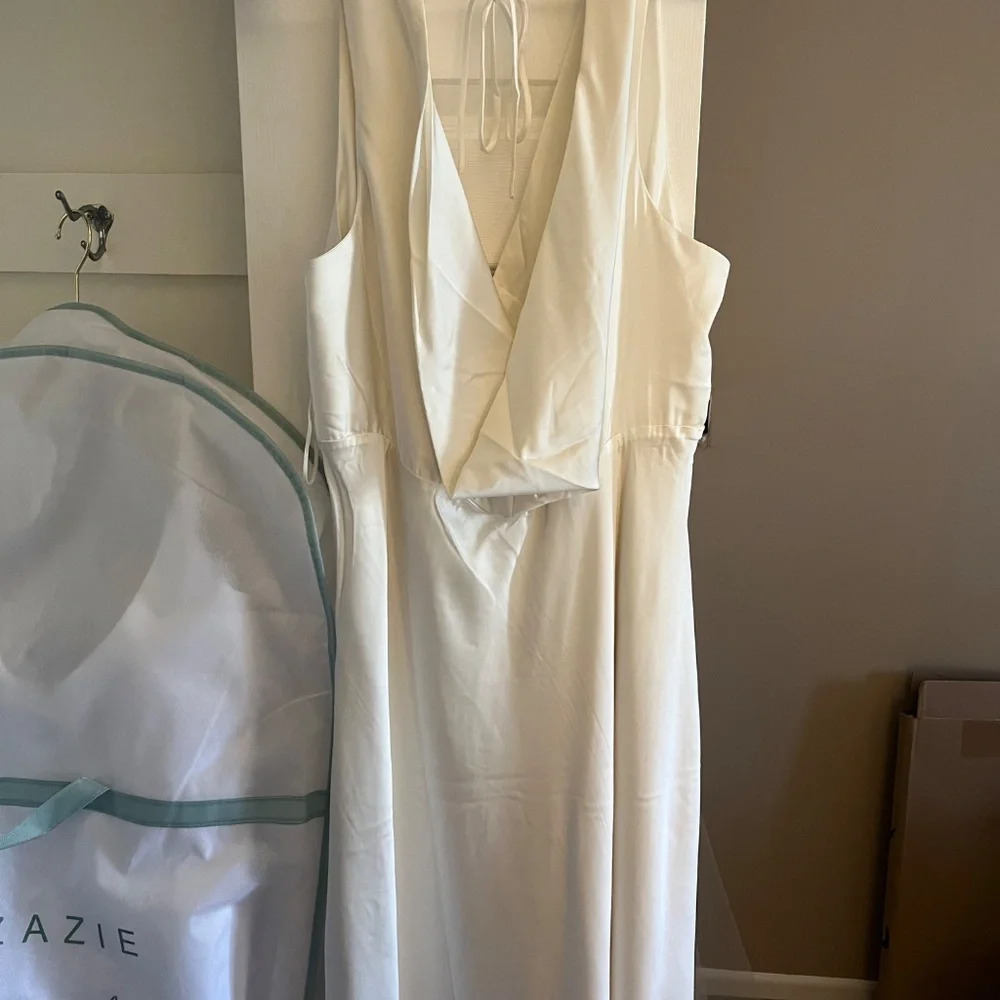 Abercrombie & Fitch Cream Maxi Dress